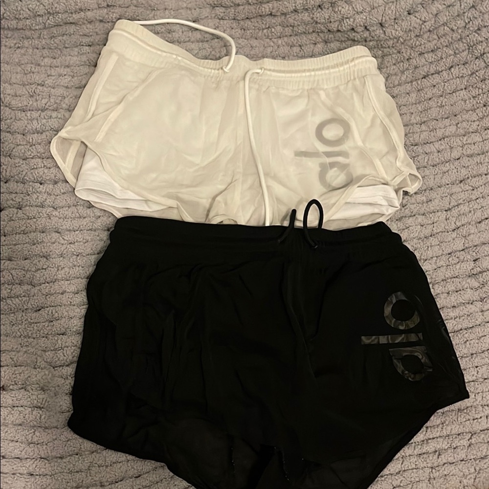Alo Yoga Women's White and Black Shorts